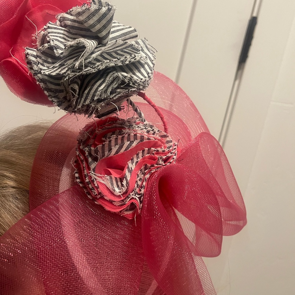 Kentucky derby bundle #2 seersucker dress, shoes & fascinator - Picture 15 of 16